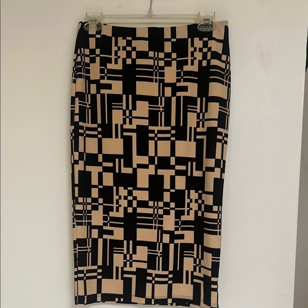 Bobeau Black and Tan Knee Length Pencil Skirt S
